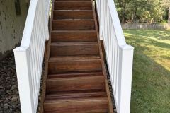 Clean and fresh, this deck is now mildew-free and ready to enjoy.
