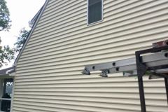 see how our team restored this home’s exterior with professional power washing.